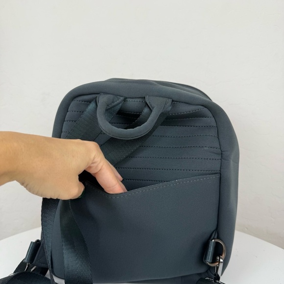Rad Rev Neoprene The One Backpack in Evergreen Lightning Interior main image 7